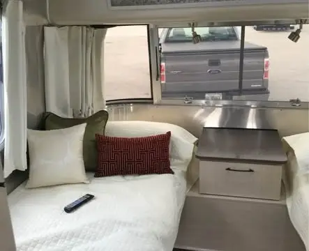 2017 Airstream International Serenity — photo 5