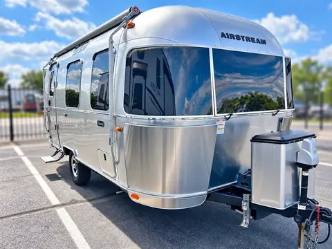 2020 Airstream Caravel — photo 1