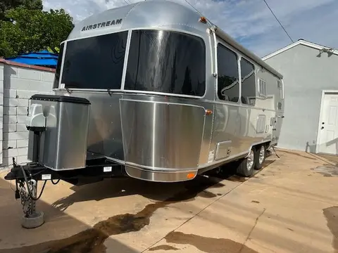 2018 Airstream International 23CB — photo 1