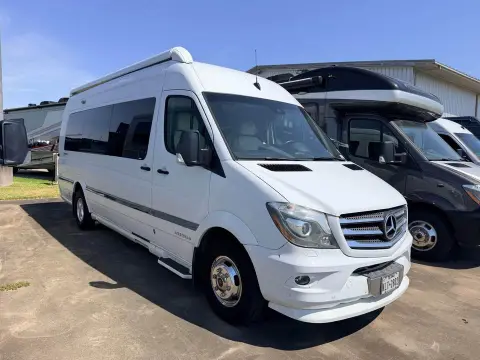 2018 Airstream Interstate EXT Lounge — photo 2
