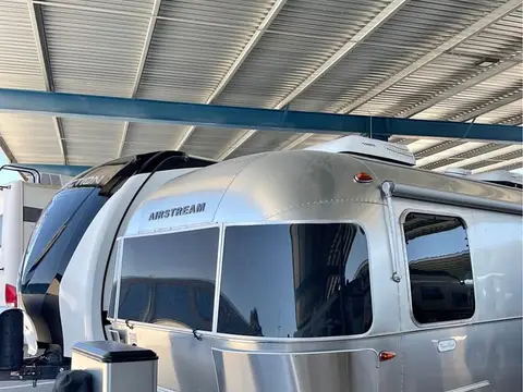 2023 Airstream Flying Cloud — photo 1