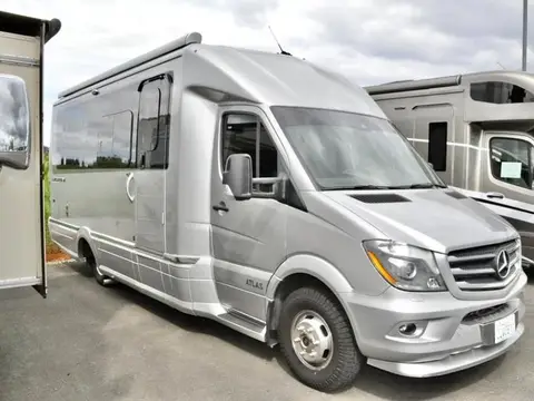 2020 Airstream Atlas — photo 1