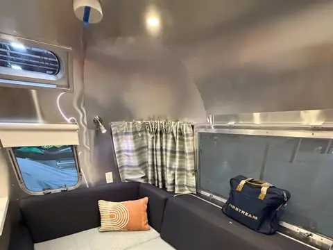 2005 Airstream International CCD 28 Designer Edition — photo 3