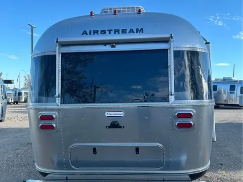 2026 Airstream International 30RBT — photo 4