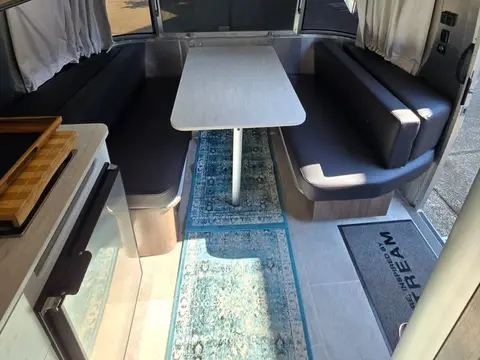 2022 Airstream Caravel 16RB — photo 5