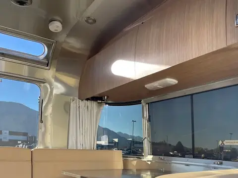 2018 Airstream Flying Cloud 23CB — photo 4