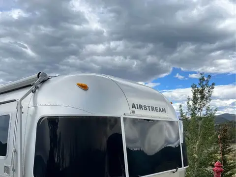 2008 Airstream Bambi 19 ft — photo 2