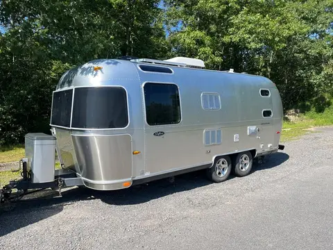 2007 Airstream Safari SE LS 23 ft — photo 2