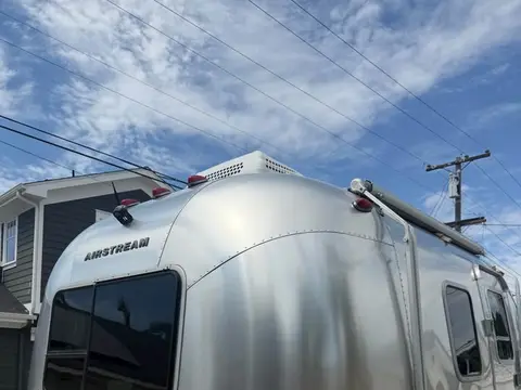 2021 Airstream Bambi — photo 3