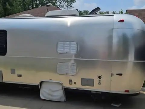 2008 Airstream Safari Sport — photo 5