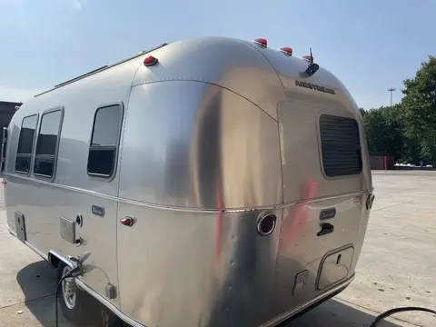 2024 Airstream Bambi 20FB — photo 5