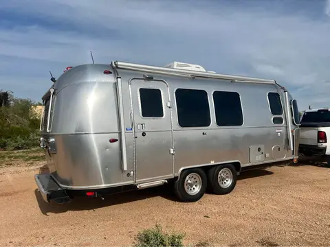 2019 Airstream International Serenity 23FBQ — photo 3