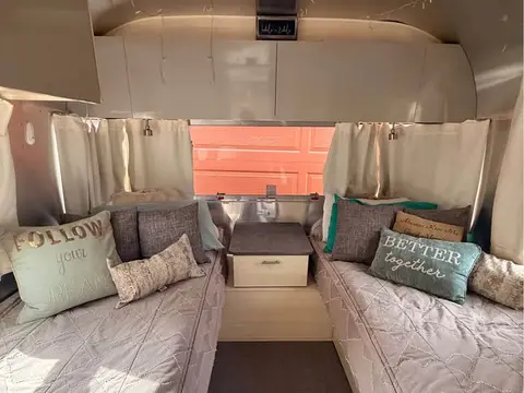 2021 Airstream Flying Cloud 25 ft — photo 3