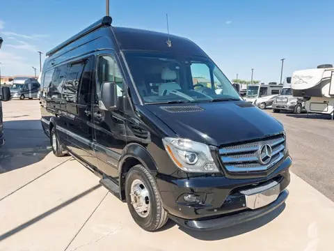 2017 Airstream Interstate — photo 5