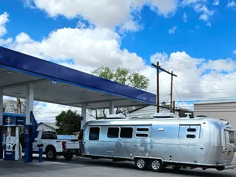 2022 Airstream Flying Cloud 30FB Office — photo 2