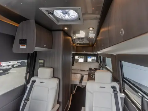 2021 Airstream Interstate — photo 5