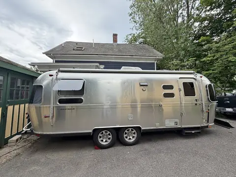 2013 Airstream Flying Cloud — photo 1