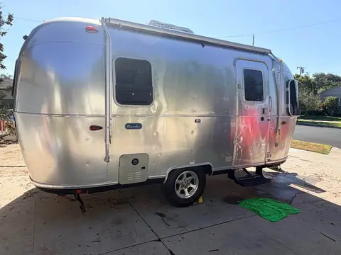 2021 Airstream Bambi — photo 5