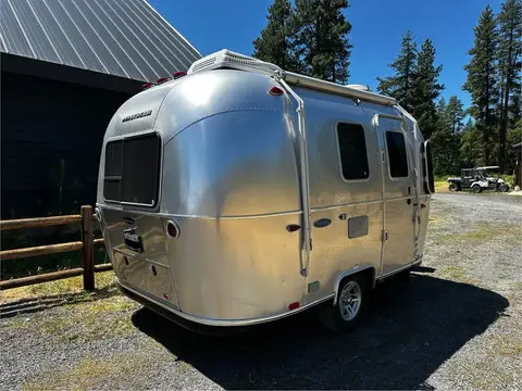 2018 Airstream Bambi 16 ft — photo 4