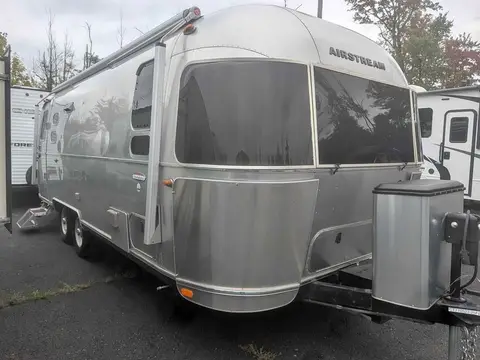 2019 Airstream International Serenity 25FB — photo 1