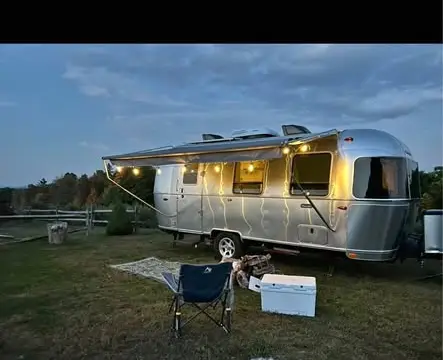2022 Airstream Bambi 22 ft — photo 1