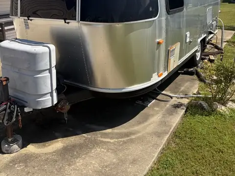 2009 Airstream Sport — photo 3