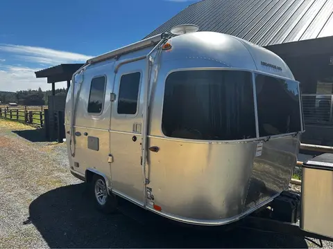 2018 Airstream Bambi 16 ft — photo 1