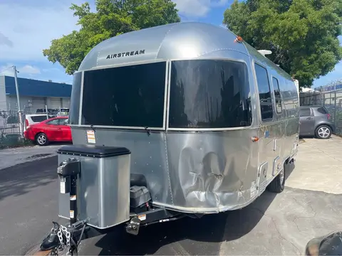 2024 Airstream Bambi 22 ft — photo 5