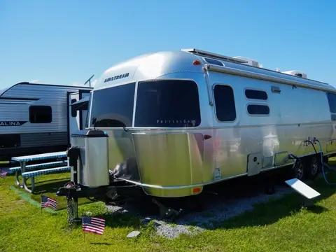 2022 Airstream Pottery Barn Special Edition — photo 2