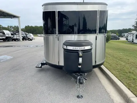 2025 Airstream Basecamp X 20X — photo 2