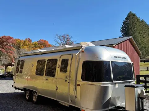 2019 Airstream Flying Cloud — photo 1