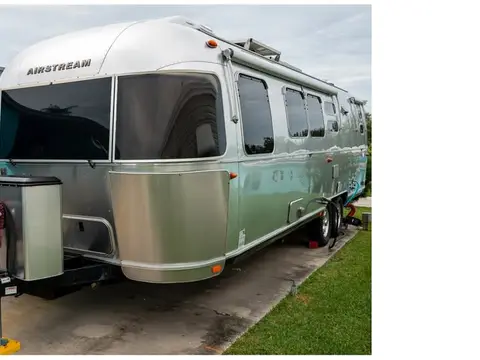 2021 Airstream Flying Cloud 30FB office — photo 1