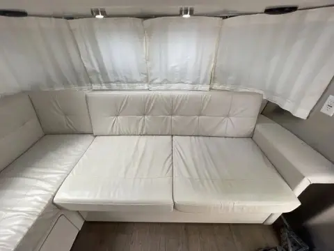2019 Airstream International Serenity 30 QUEEN — photo 3