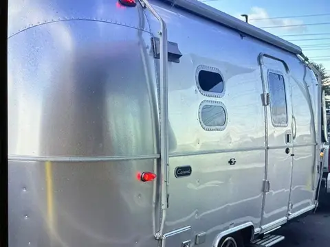 2020 Airstream Caravel — photo 2