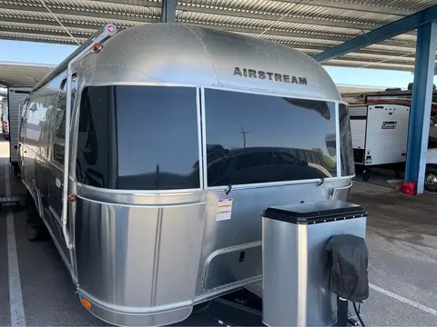 2023 Airstream Flying Cloud — photo 4