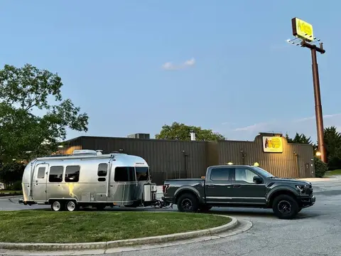 2020 Airstream Globetrotter — photo 2