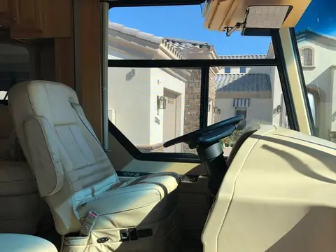 2003 Airstream Land Yacht Motorhome 396 XL — photo 5
