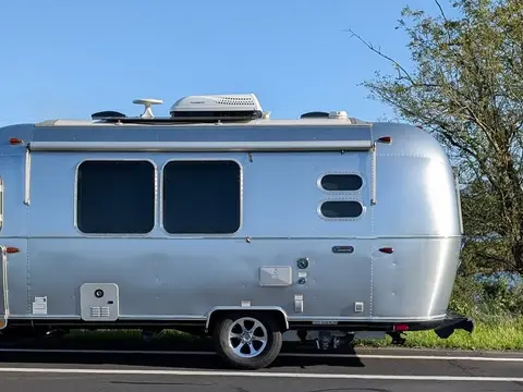 2023 Airstream Caravel 20FB — photo 1