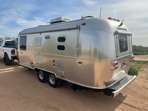 2019 Airstream International Serenity 23FBQ — photo 2