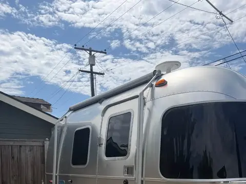 2021 Airstream Bambi — photo 2