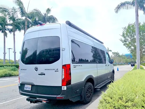 2024 Airstream Interstate 19x — photo 5