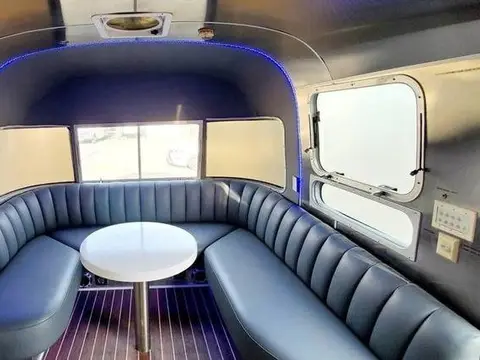 2007 Airstream Classic — photo 3