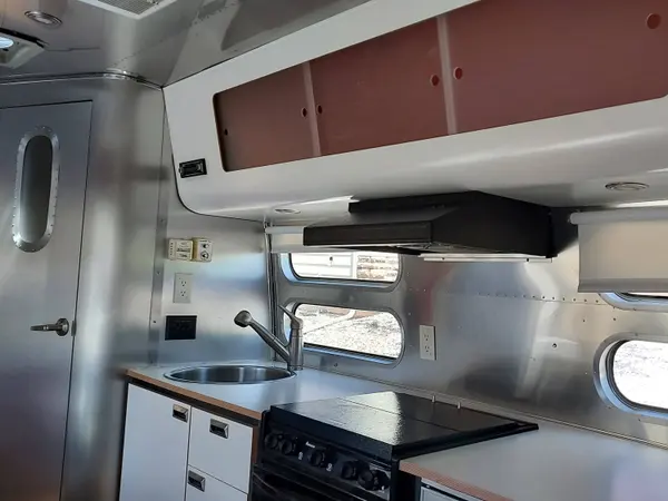 2003 Airstream Safari — photo 12