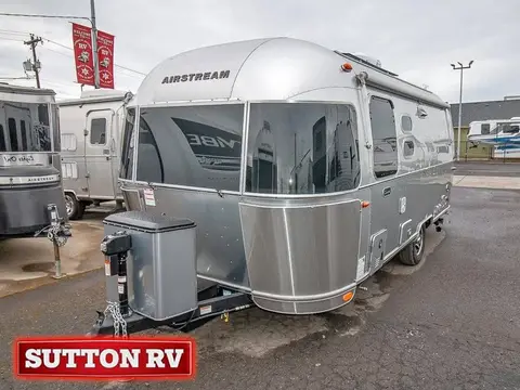 2026 Airstream Caravel 22FB — photo 1