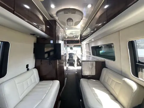 2019 Airstream Interstate — photo 3