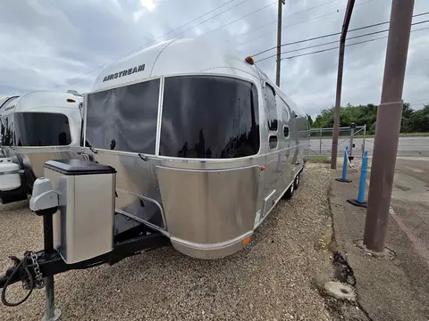 2019 Airstream Flying Cloud 26RB — photo 1