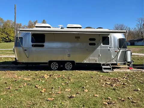 2021 Airstream Flying Cloud 25RB — photo 1