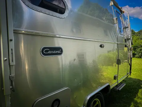 2021 Airstream Caravel 19CB — photo 3