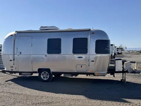 2015 Airstream Sport 22FB — photo 1