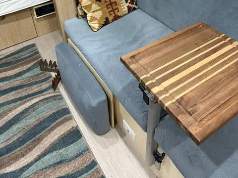 2019 Airstream Flying Cloud 23FB — photo 5